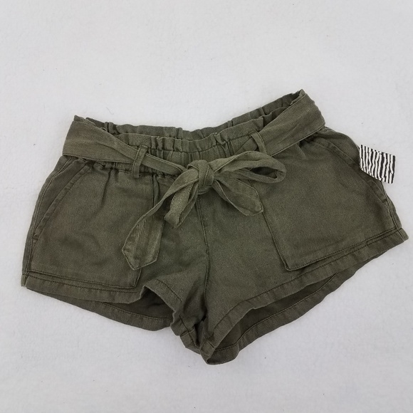 Urban Outfitters Pants - Ecote Shorts XS Green Tie Belt Short Mini Booty St